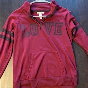 Large maroon love sweatshirt